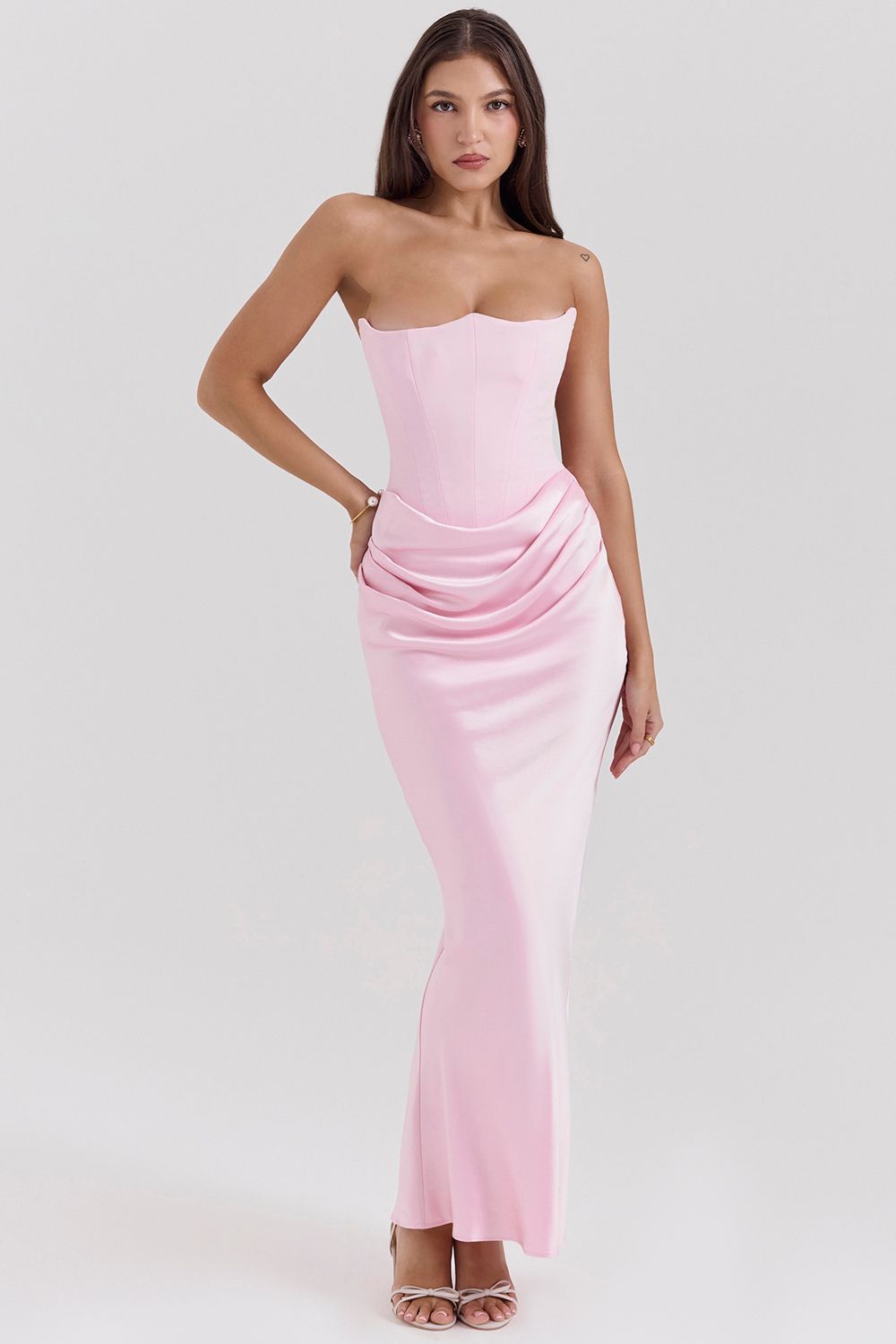 Jade Saten Straplez Maxi Elbise